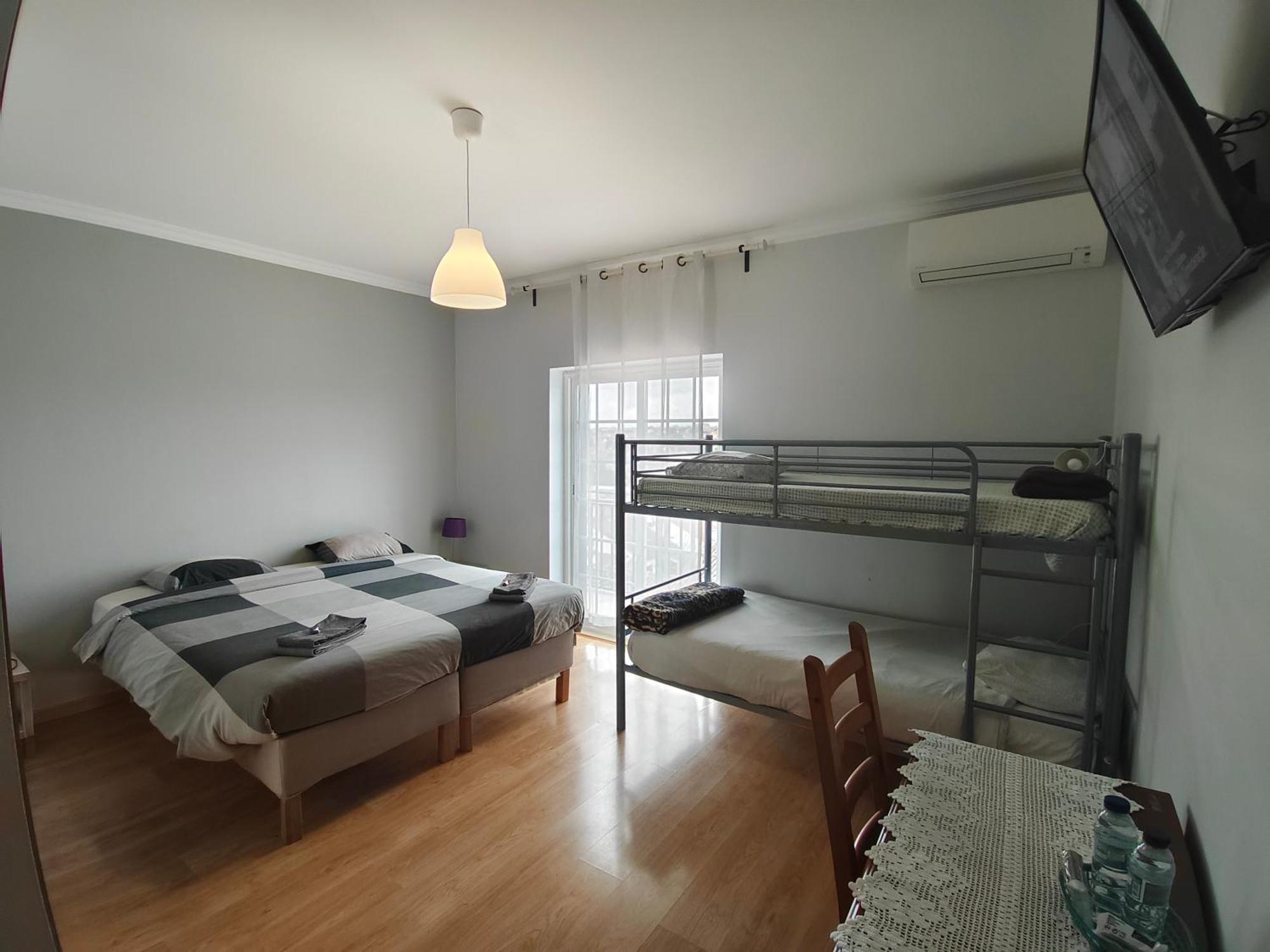 Hotel Residencial Marialva Park Corroios Exterior foto