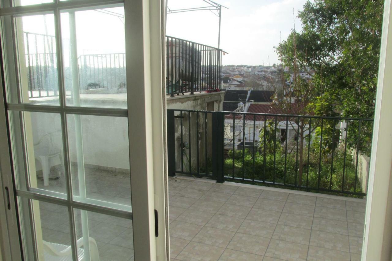 Hotel Residencial Marialva Park Corroios Exterior foto